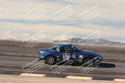 media/Jan-04-2026-SCCA SD (Sun) [[defc442887]]/4-Novice Group/Session 2 Bowl Speed Pans/